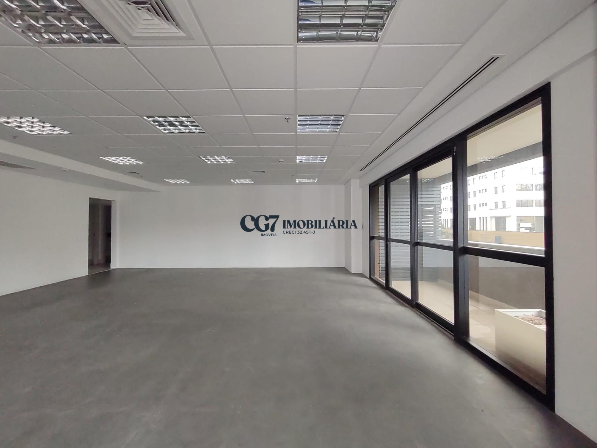 Prédio Inteiro para alugar, 677m² - Foto 1