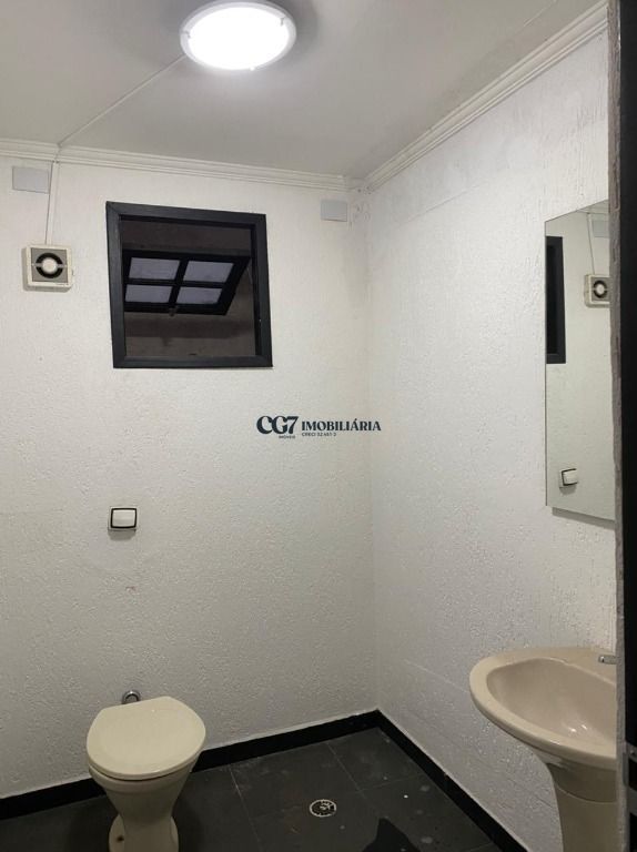 Prédio Inteiro à venda com 3 quartos, 200m² - Foto 12