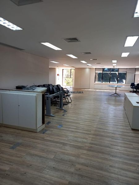 Prédio Inteiro para alugar com 1 quarto, 550m² - Foto 13