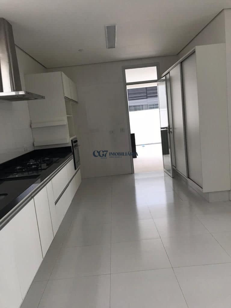 Sobrado para alugar com 4 quartos, 445m² - Foto 2