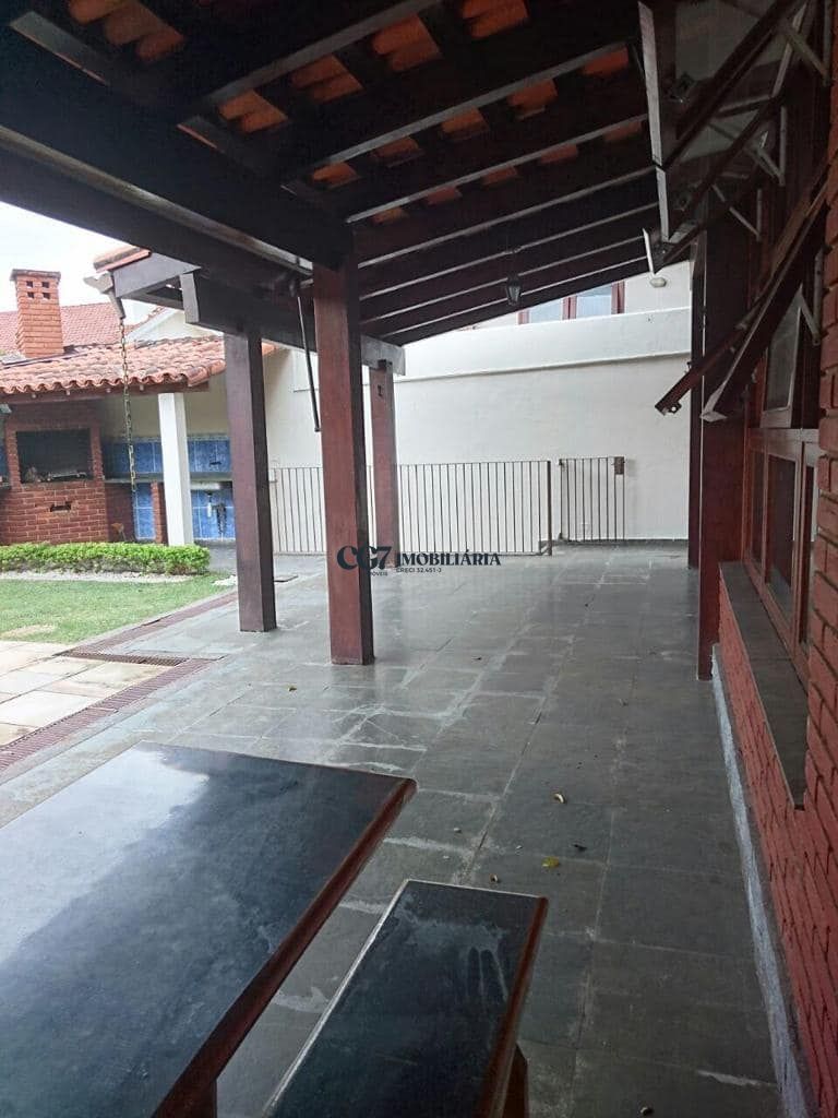 Sobrado à venda e aluguel com 4 quartos, 380m² - Foto 24