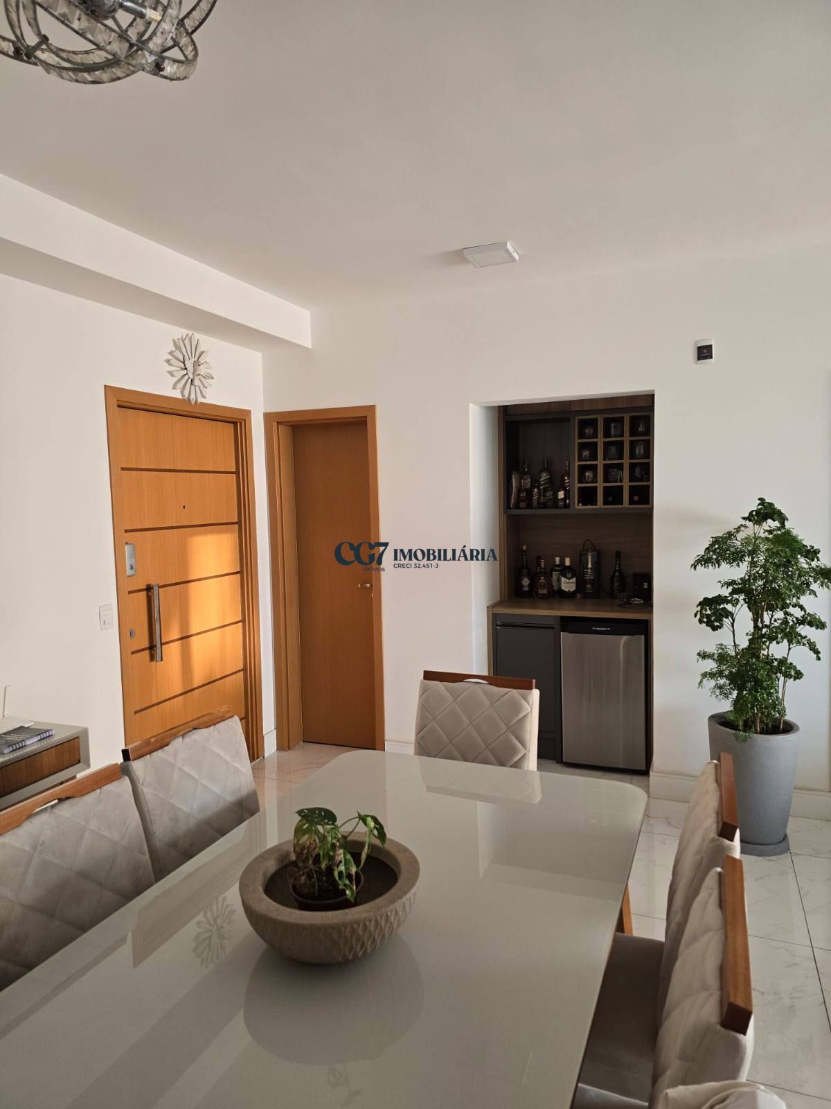 Apartamento à venda com 3 quartos, 140m² - Foto 5