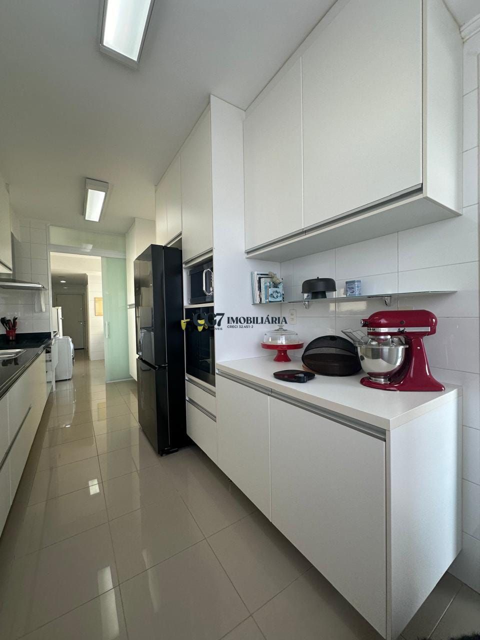 Apartamento à venda com 3 quartos, 201m² - Foto 9