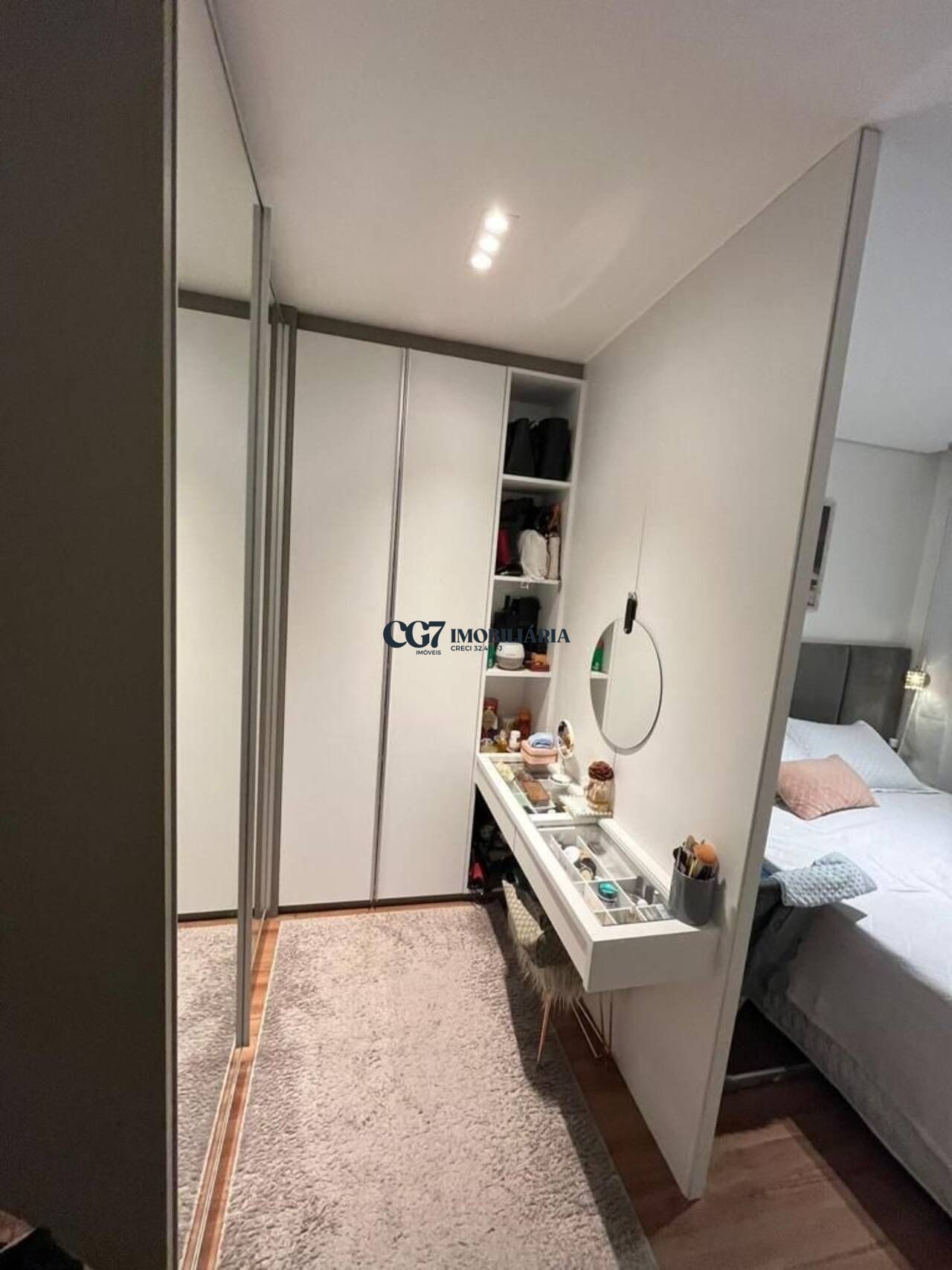 Apartamento à venda com 2 quartos, 67m² - Foto 10