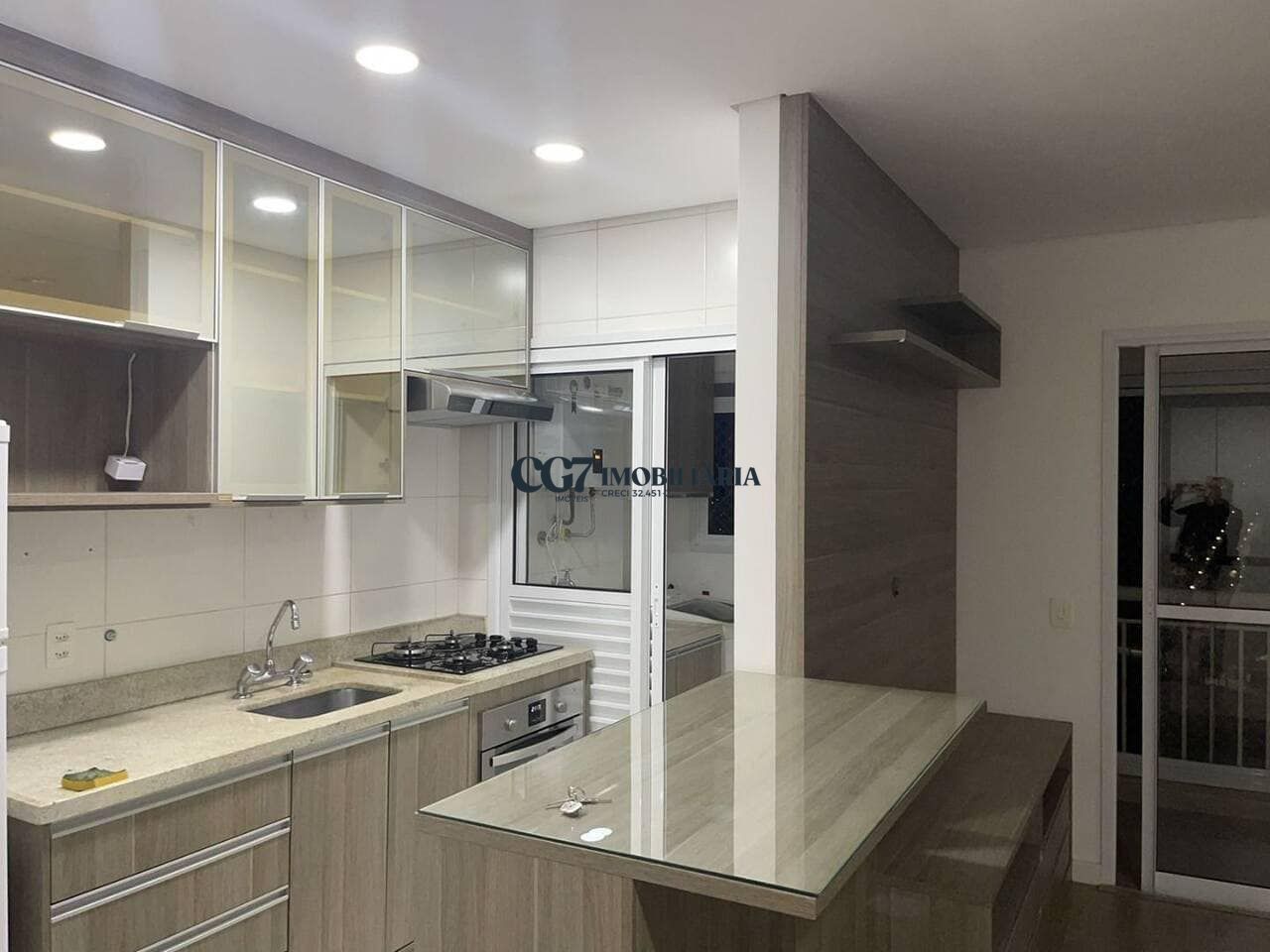 Apartamento à venda com 2 quartos, 68m² - Foto 1