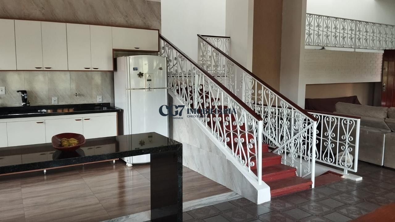 Casa de Condomínio à venda com 5 quartos, 450m² - Foto 3