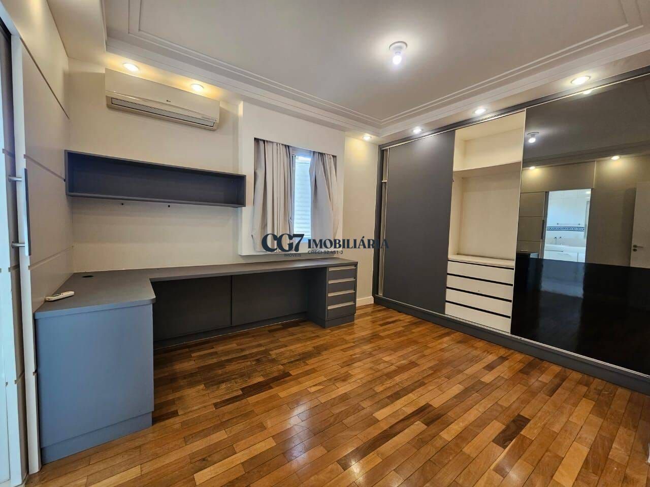 Sobrado à venda com 4 quartos, 390m² - Foto 15