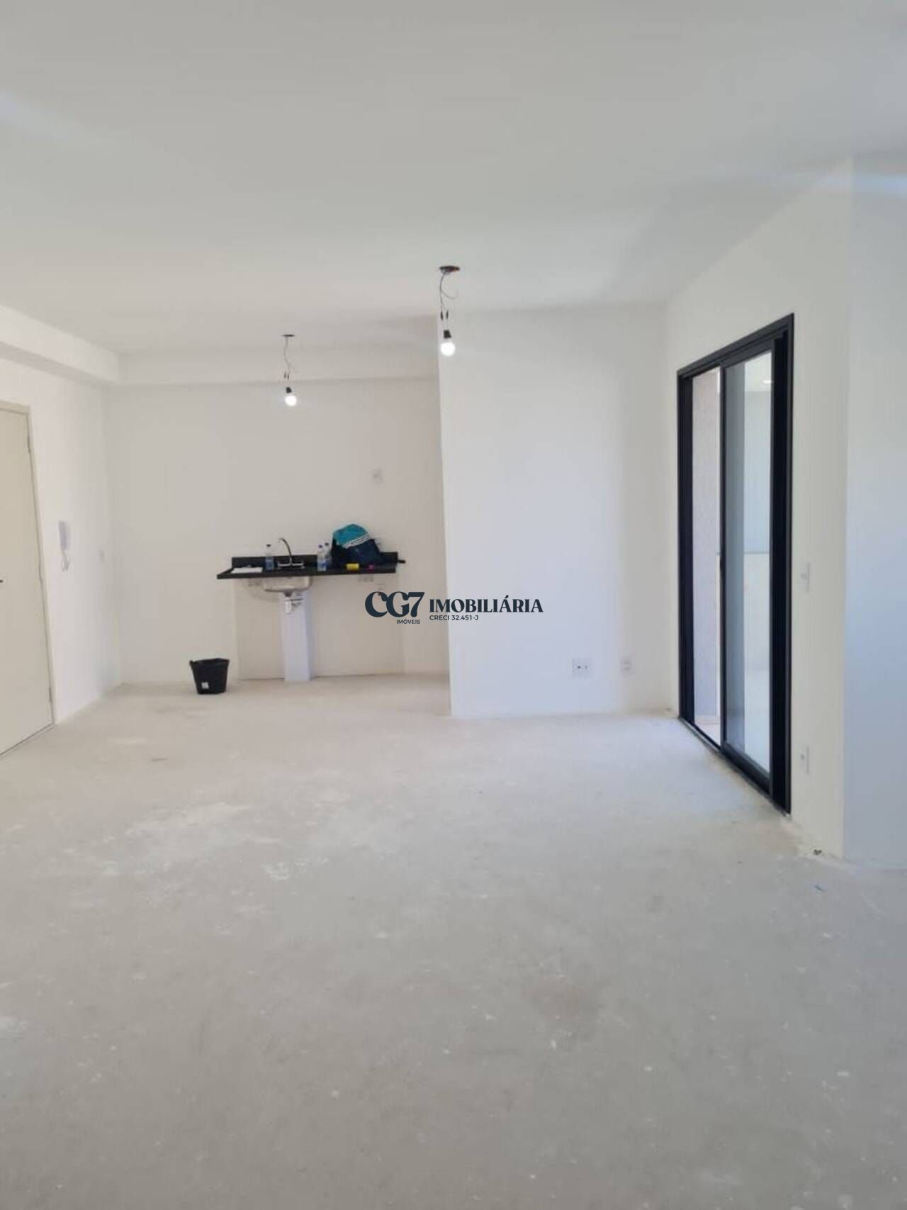 Apartamento à venda com 2 quartos, 87m² - Foto 2