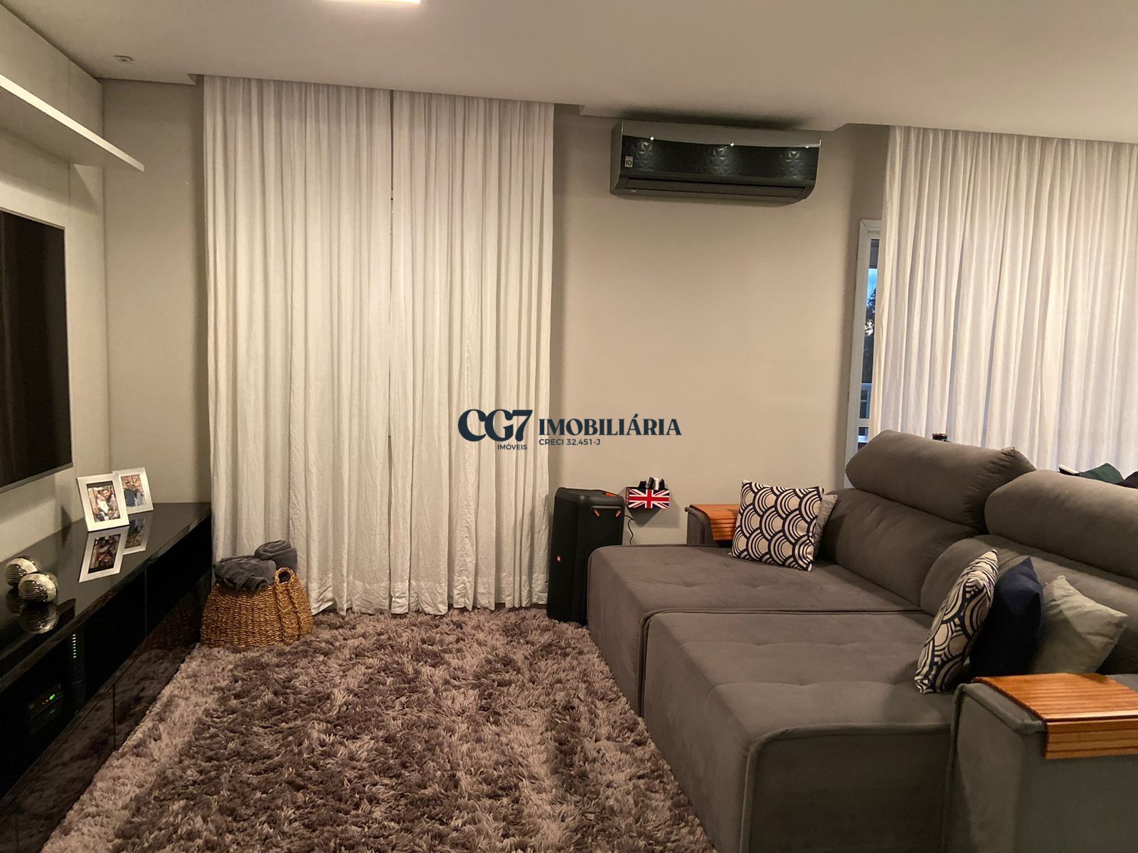 Apartamento para alugar com 3 quartos, 158m² - Foto 4