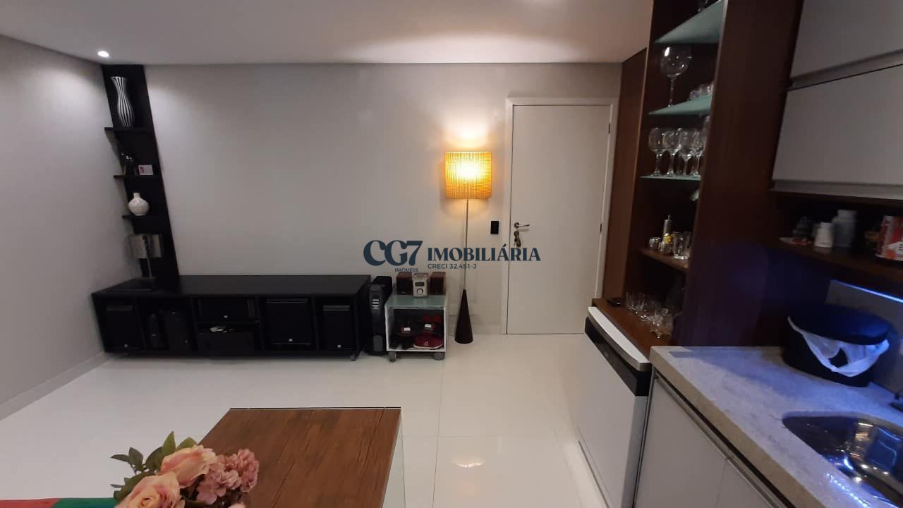 Apartamento à venda com 1 quarto, 50m² - Foto 8