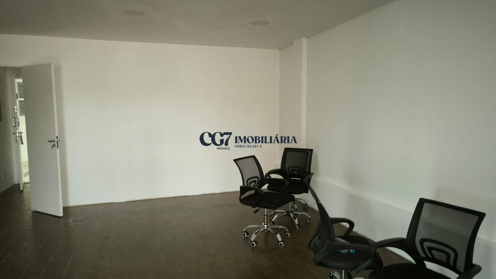 Conjunto Comercial-Sala à venda e aluguel com 1 quarto, 80m² - Foto 3