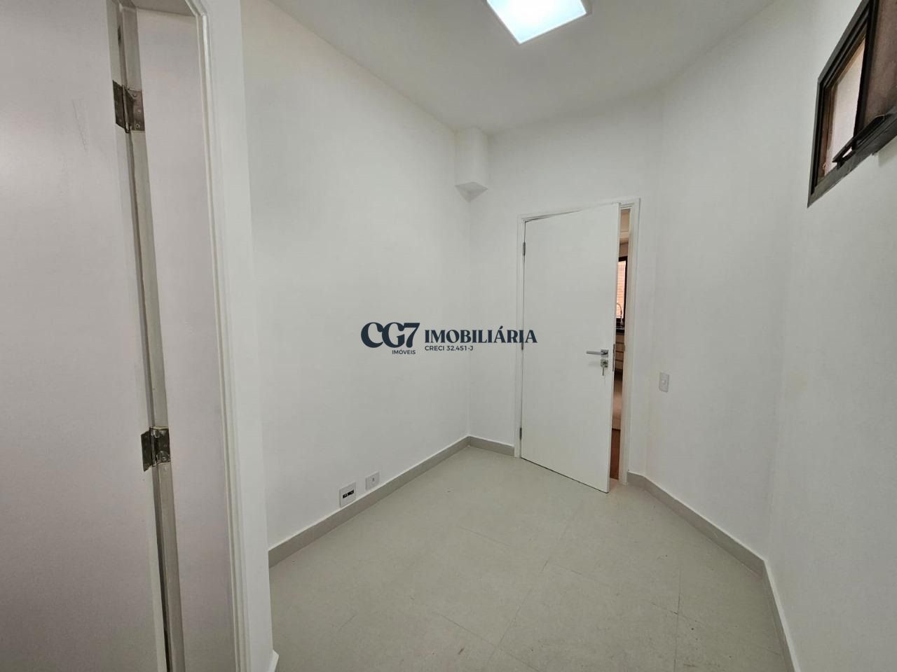 Apartamento para alugar com 3 quartos, 206m² - Foto 13