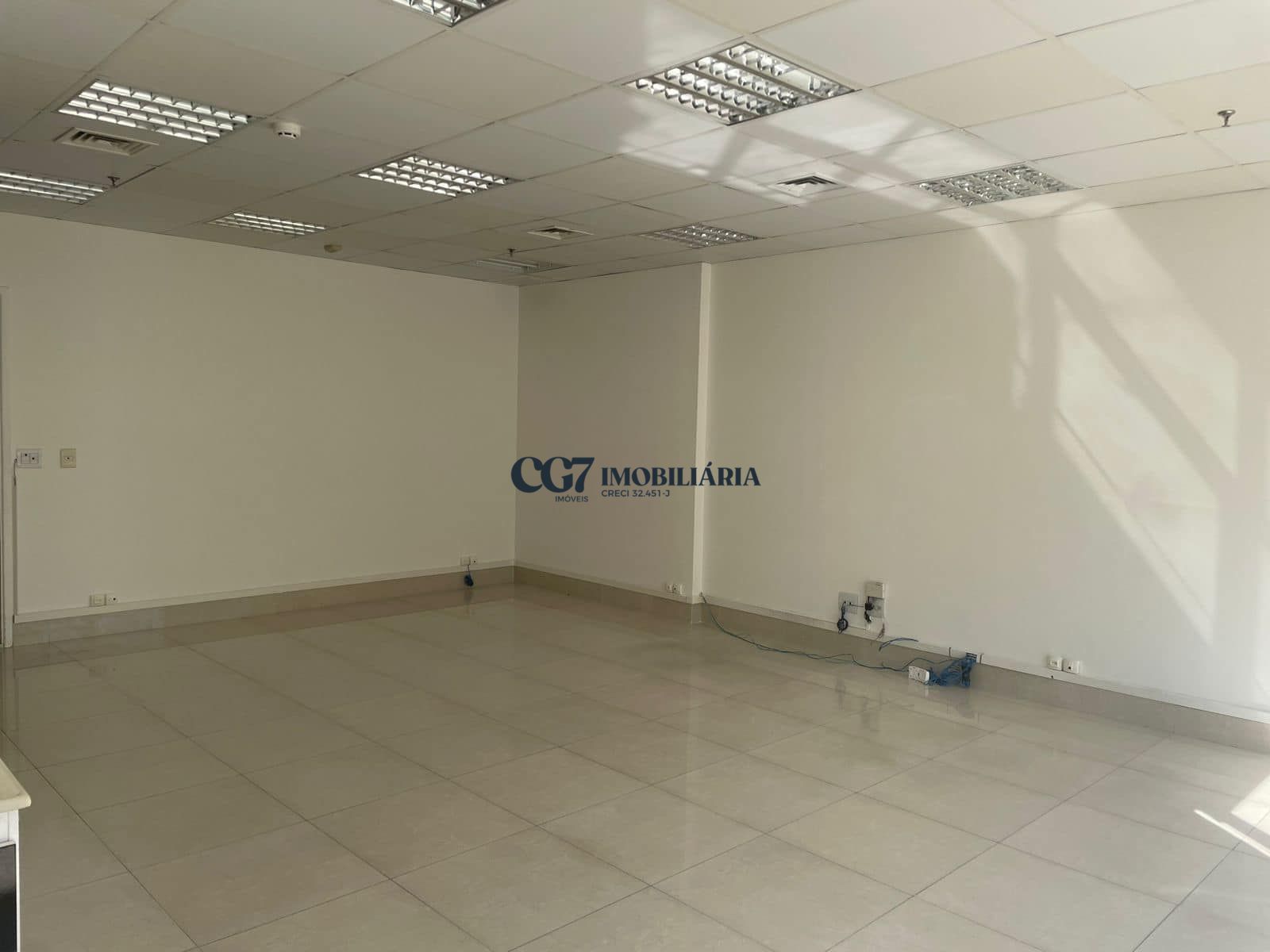 Conjunto Comercial-Sala para alugar com 1 quarto, 47m² - Foto 4