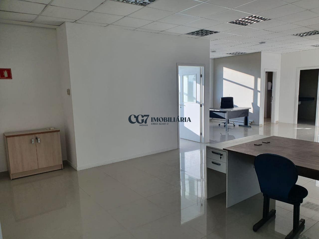 Conjunto Comercial-Sala para alugar com 1 quarto, 158m² - Foto 11