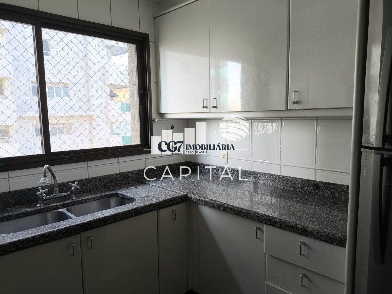 Apartamento para alugar com 4 quartos, 288m² - Foto 4