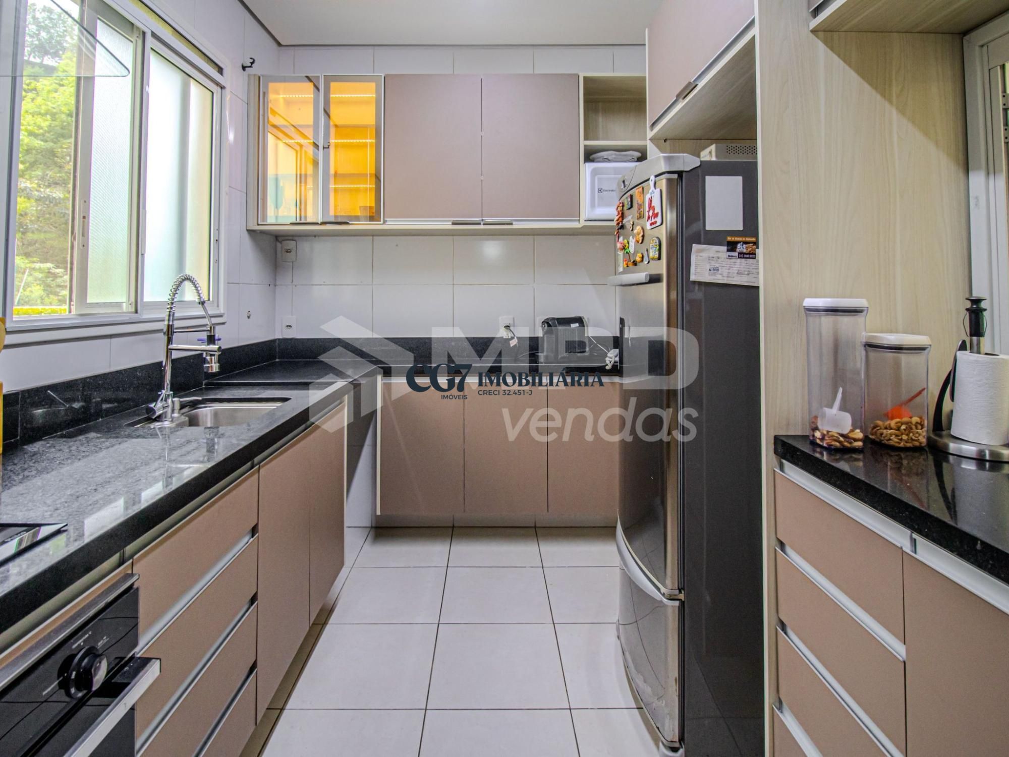 Apartamento à venda com 3 quartos, 123m² - Foto 6