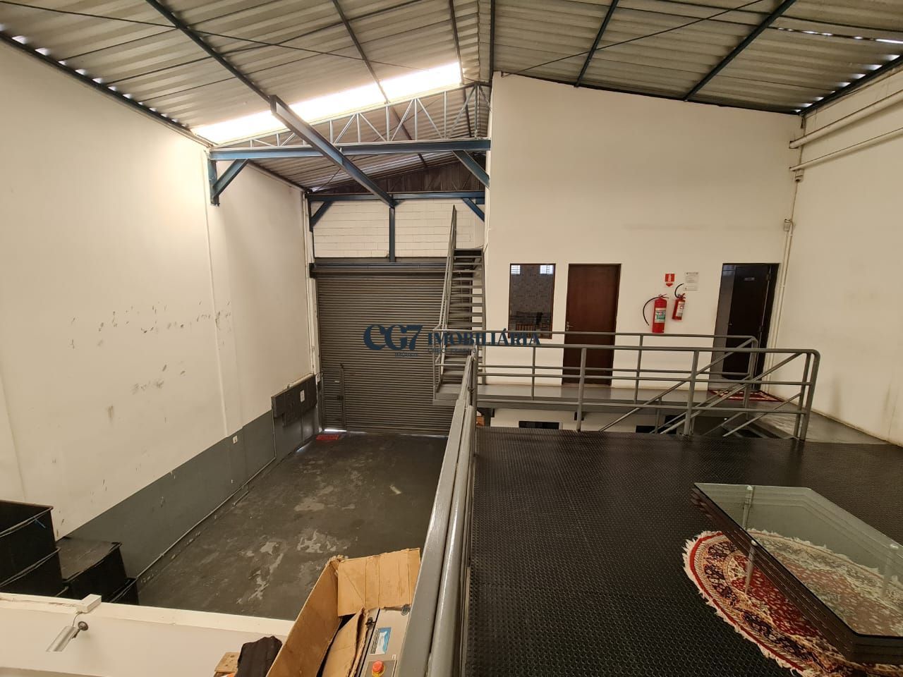 Depósito-Galpão-Armazém à venda com 2 quartos, 500m² - Foto 1