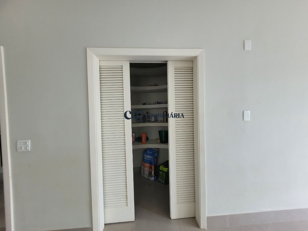 Casa de Condomínio à venda com 4 quartos, 580m² - Foto 12