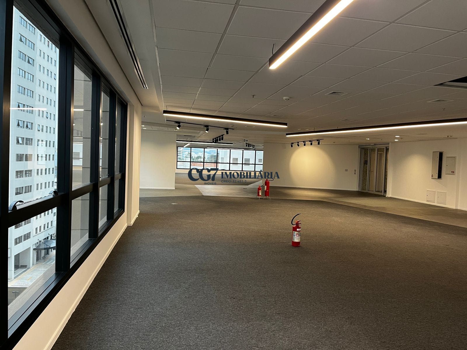 Prédio Inteiro para alugar, 1354m² - Foto 2