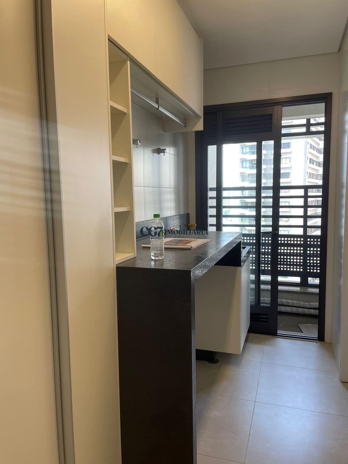 Apartamento à venda com 4 quartos, 281m² - Foto 9