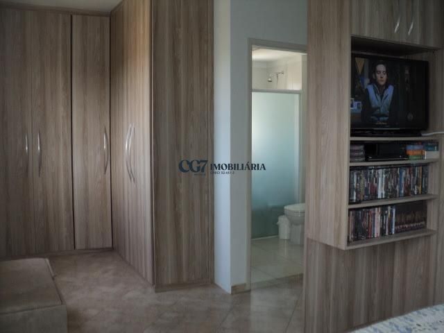 Apartamento à venda com 2 quartos, 78m² - Foto 12