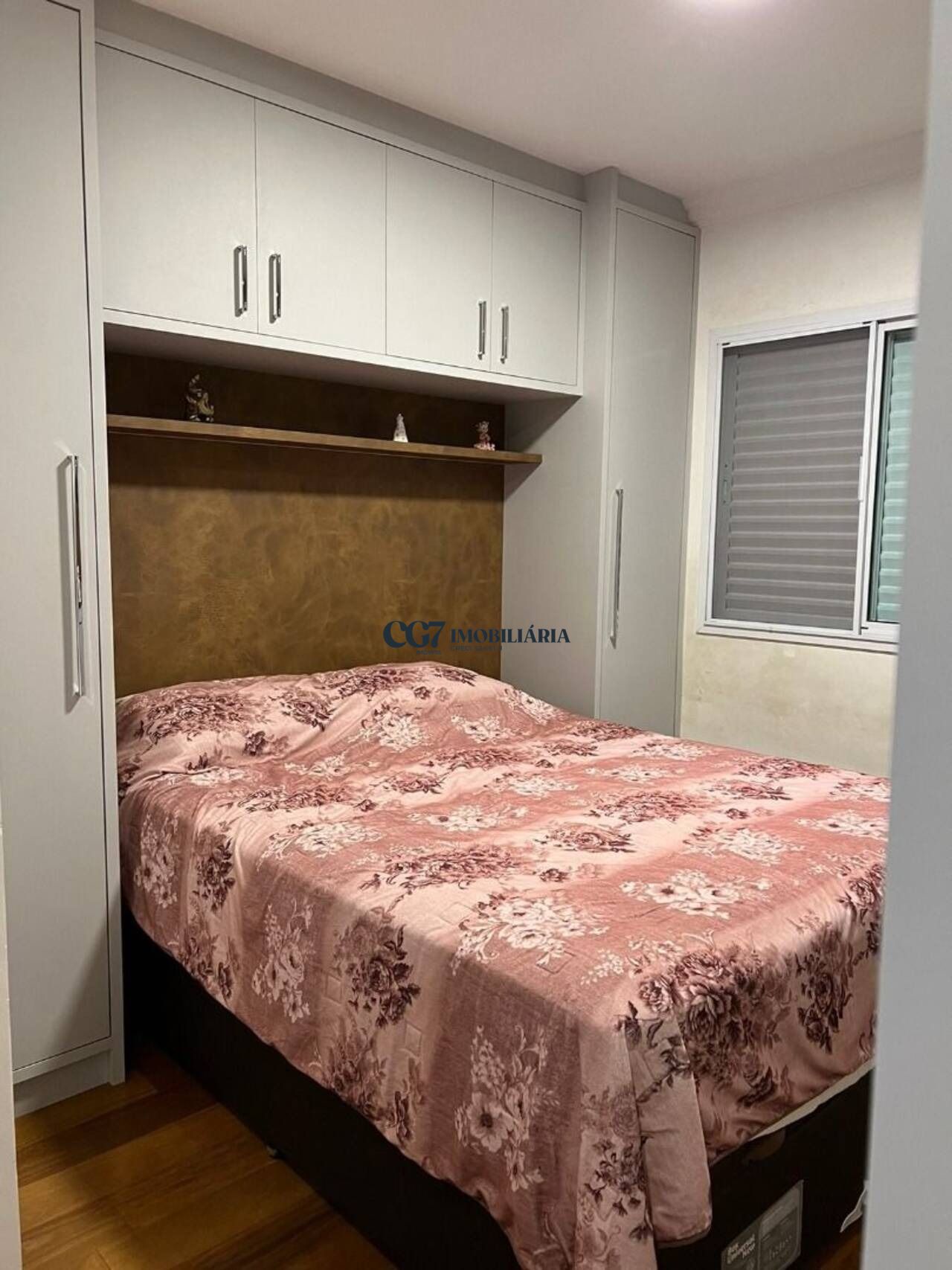 Apartamento à venda com 2 quartos, 76m² - Foto 11