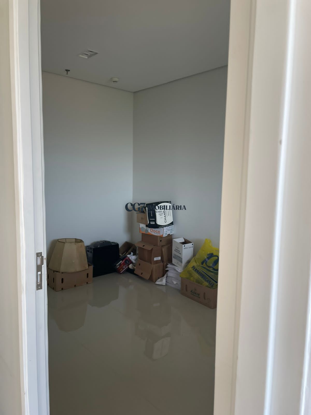 Conjunto Comercial-Sala para alugar com 3 quartos, 80m² - Foto 8