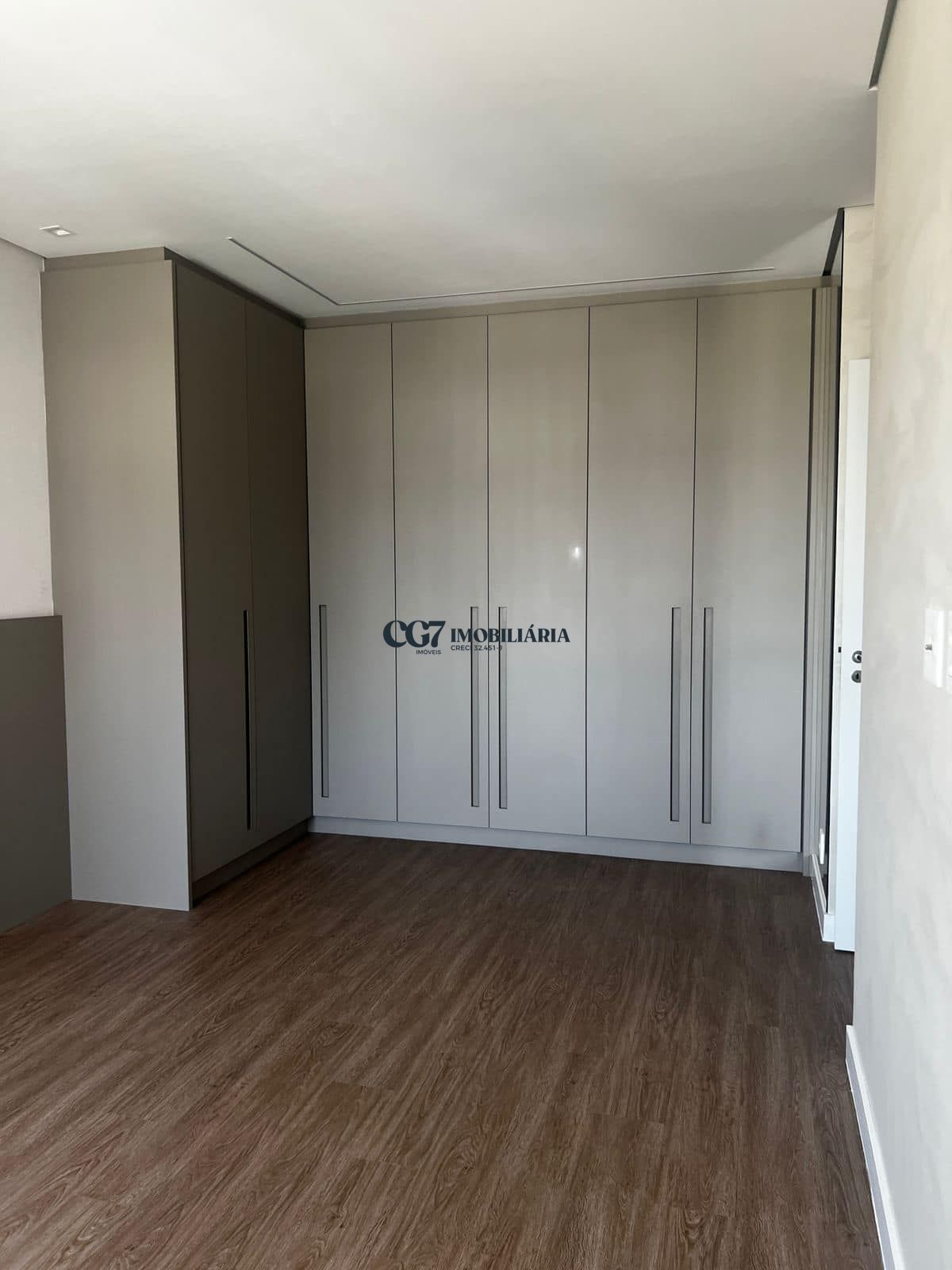 Apartamento para alugar com 2 quartos, 95m² - Foto 6