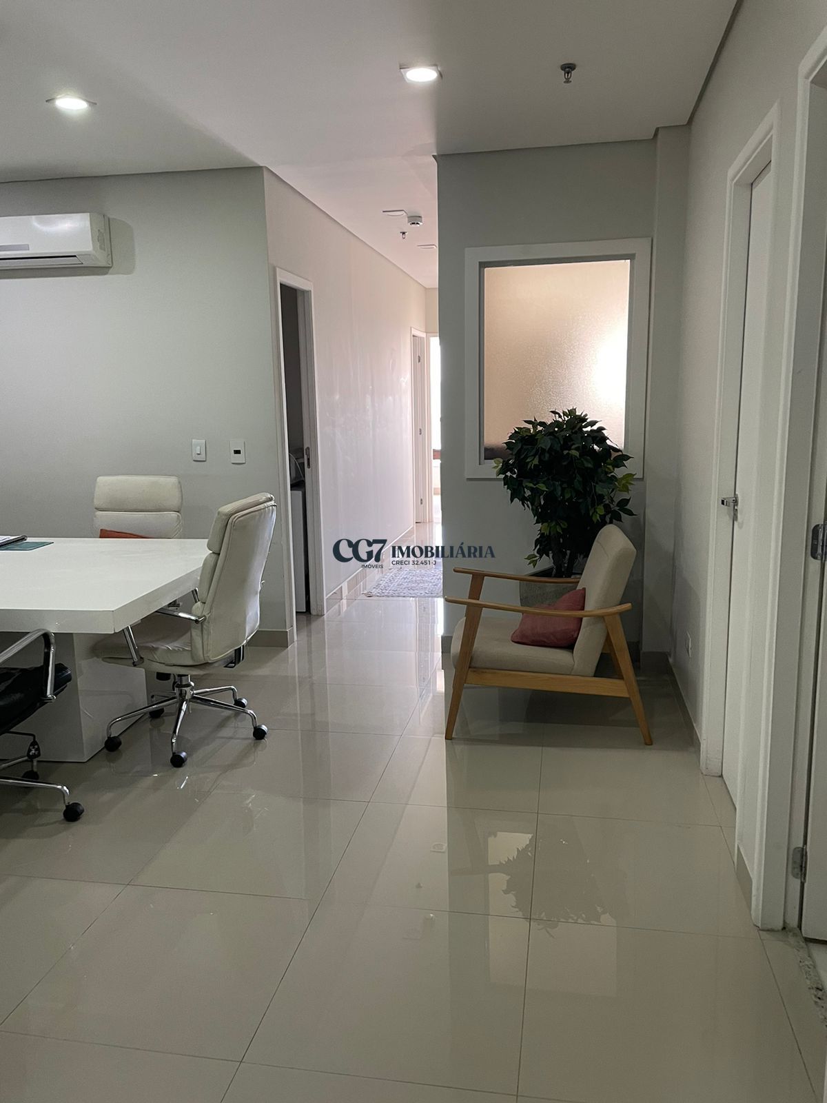 Conjunto Comercial-Sala para alugar com 3 quartos, 80m² - Foto 1