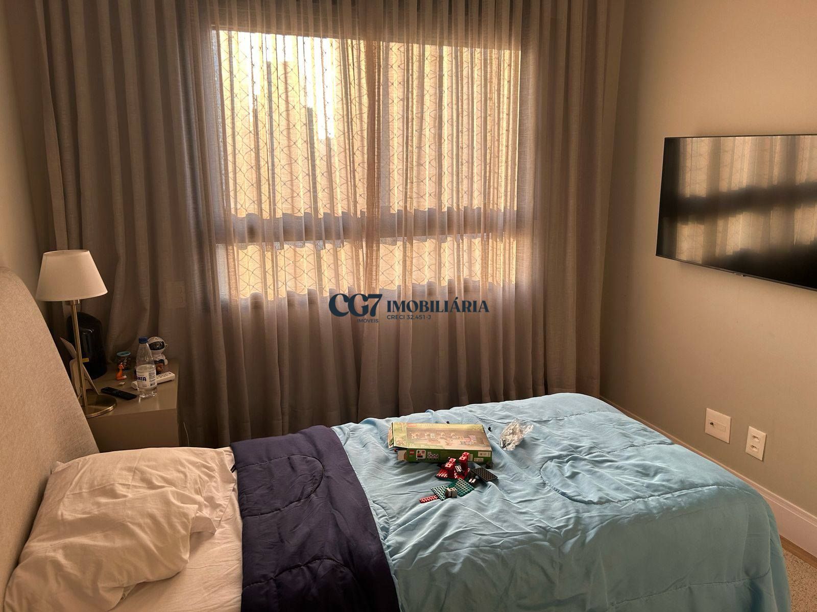 Apartamento à venda com 4 quartos, 228m² - Foto 11
