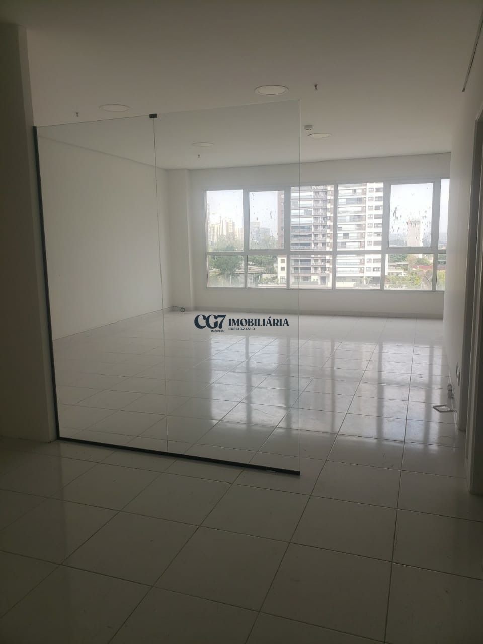 Conjunto Comercial-Sala à venda com 1 quarto, 55m² - Foto 1