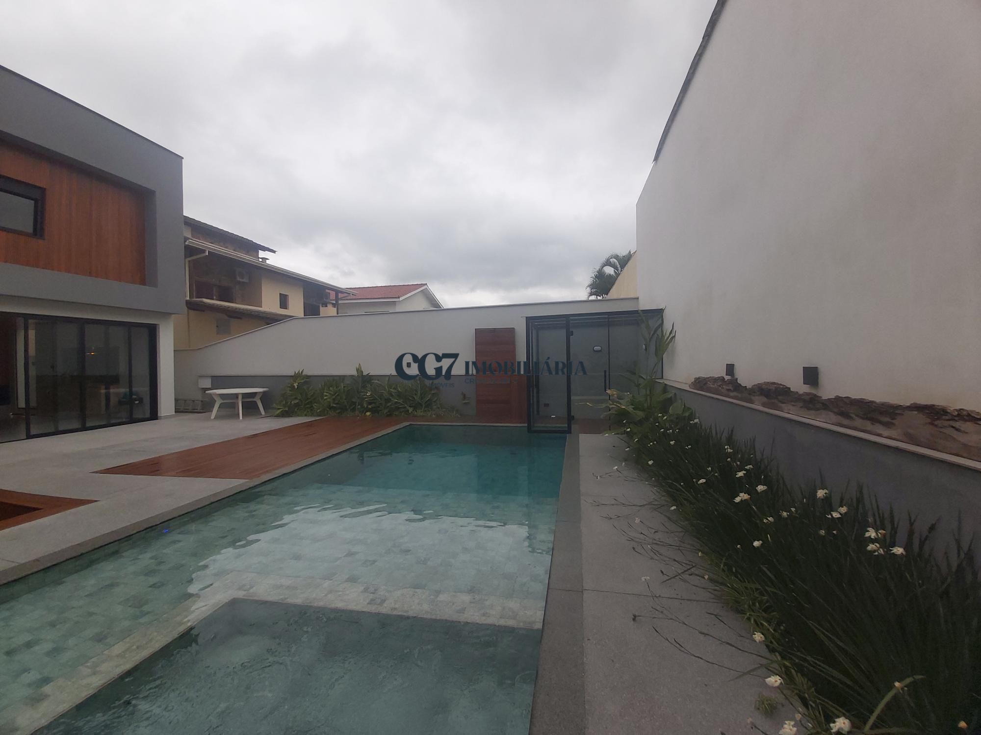 Casa de Condomínio à venda com 5 quartos, 380m² - Foto 25