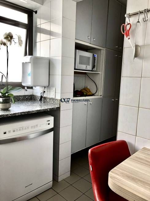 Apartamento à venda com 2 quartos, 100m² - Foto 3