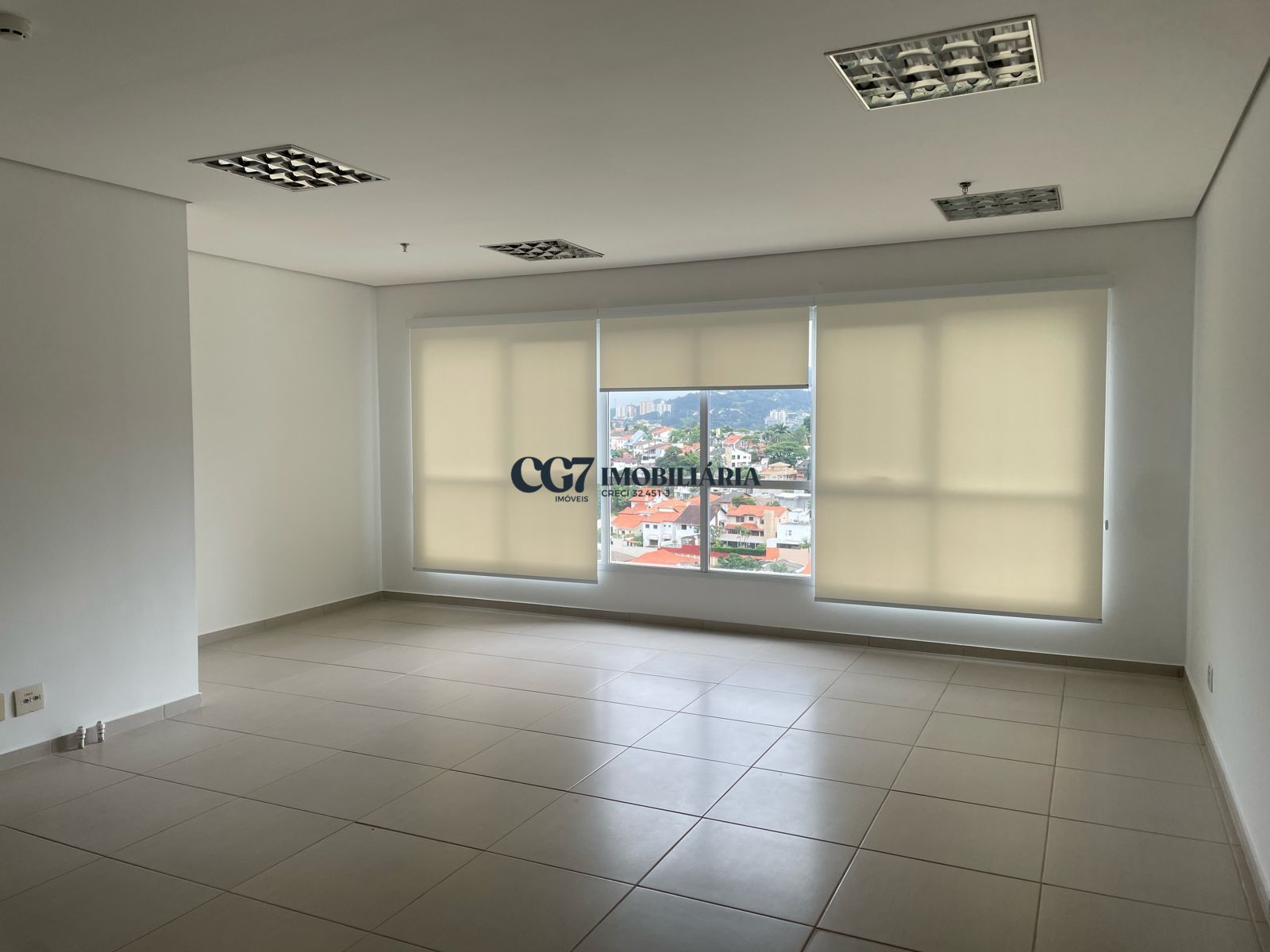 Conjunto Comercial-Sala para alugar com 1 quarto, 47m² - Foto 3