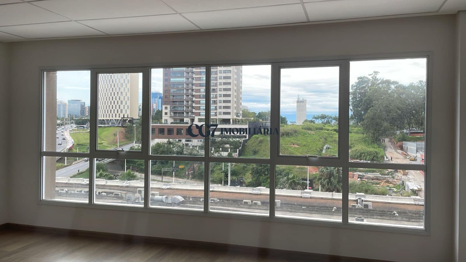 Conjunto Comercial-Sala para alugar com 1 quarto, 55m² - Foto 1