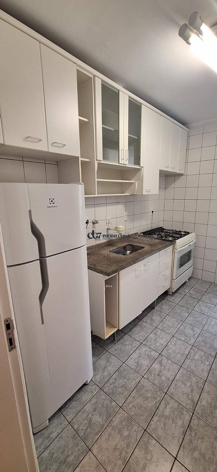 Apartamento à venda com 3 quartos, 78m² - Foto 3