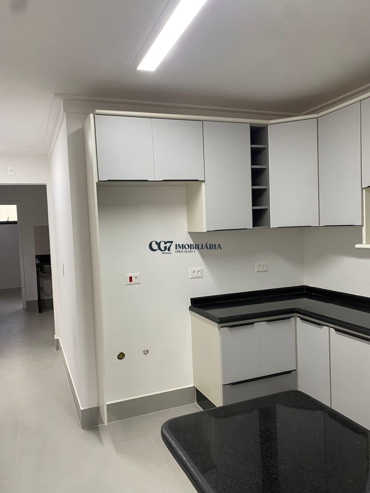 Sobrado à venda com 4 quartos, 257m² - Foto 3