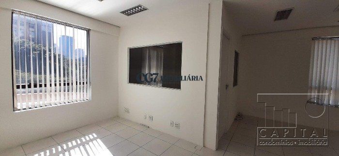 Conjunto Comercial-Sala à venda com 1 quarto, 42m² - Foto 1