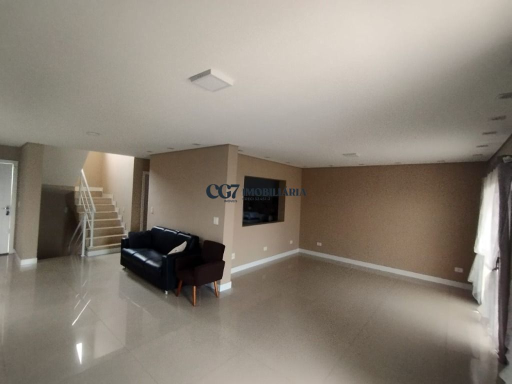 Sobrado à venda com 3 quartos, 215m² - Foto 3