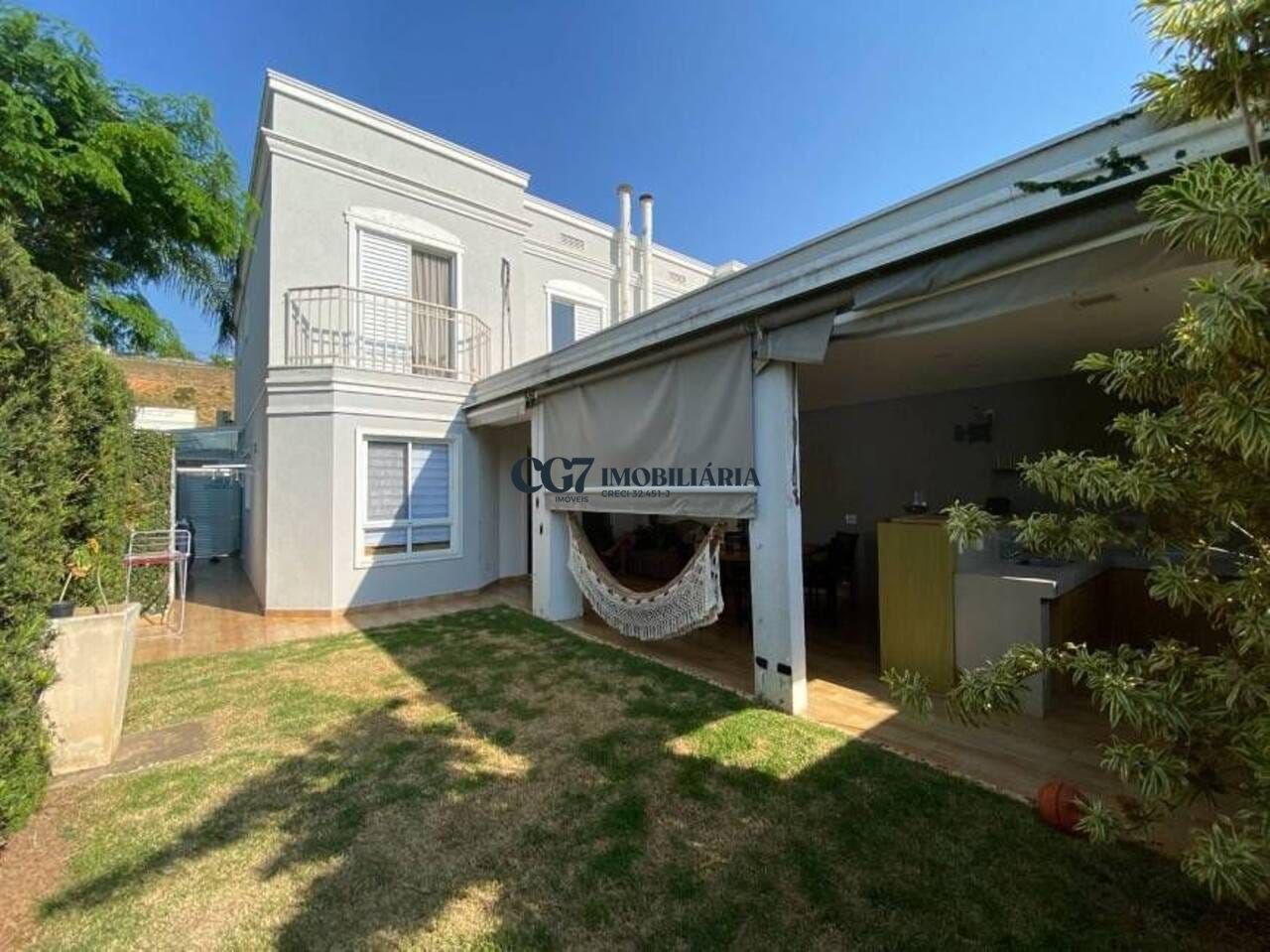 Sobrado à venda com 3 quartos, 180m² - Foto 1