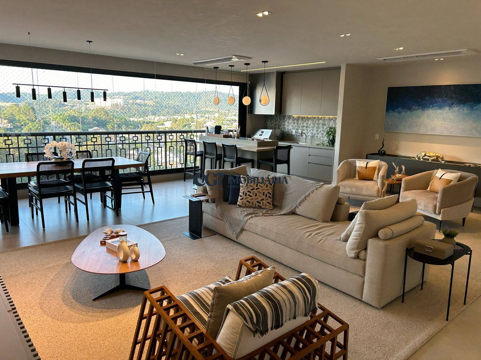 Apartamento à venda com 4 quartos, 228m² - Foto 2