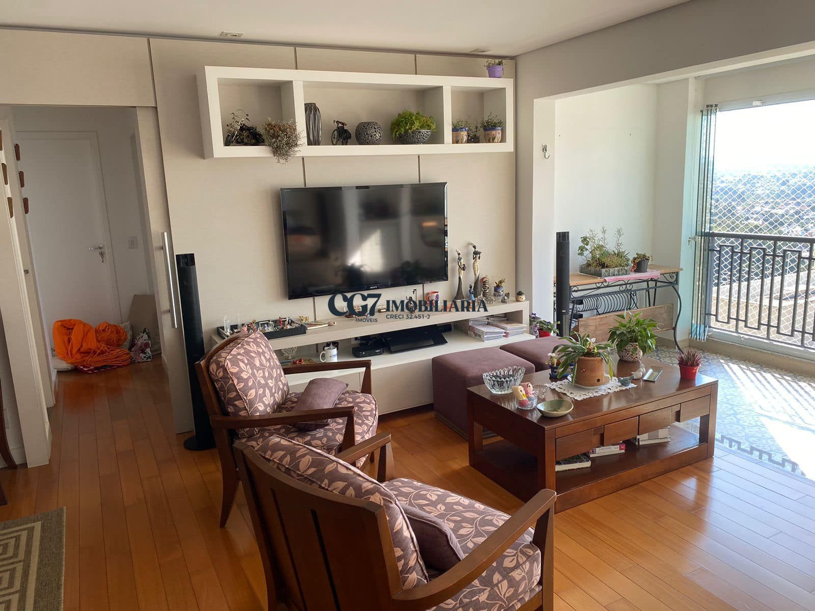 Apartamento à venda com 2 quartos, 107m² - Foto 2