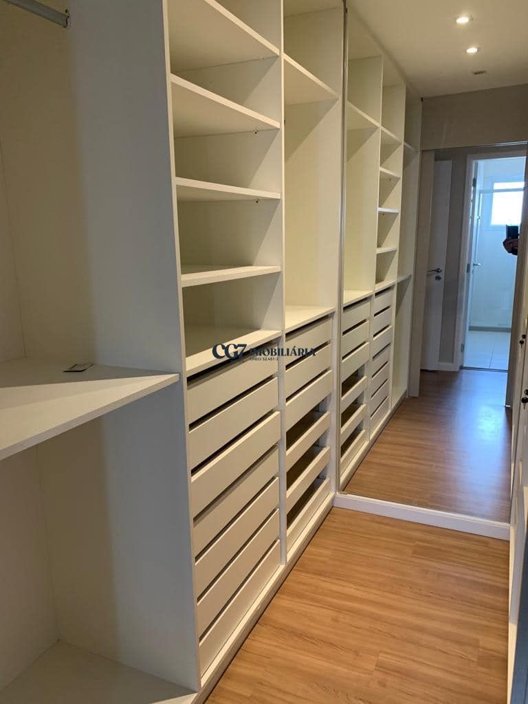 Apartamento à venda com 3 quartos, 150m² - Foto 8