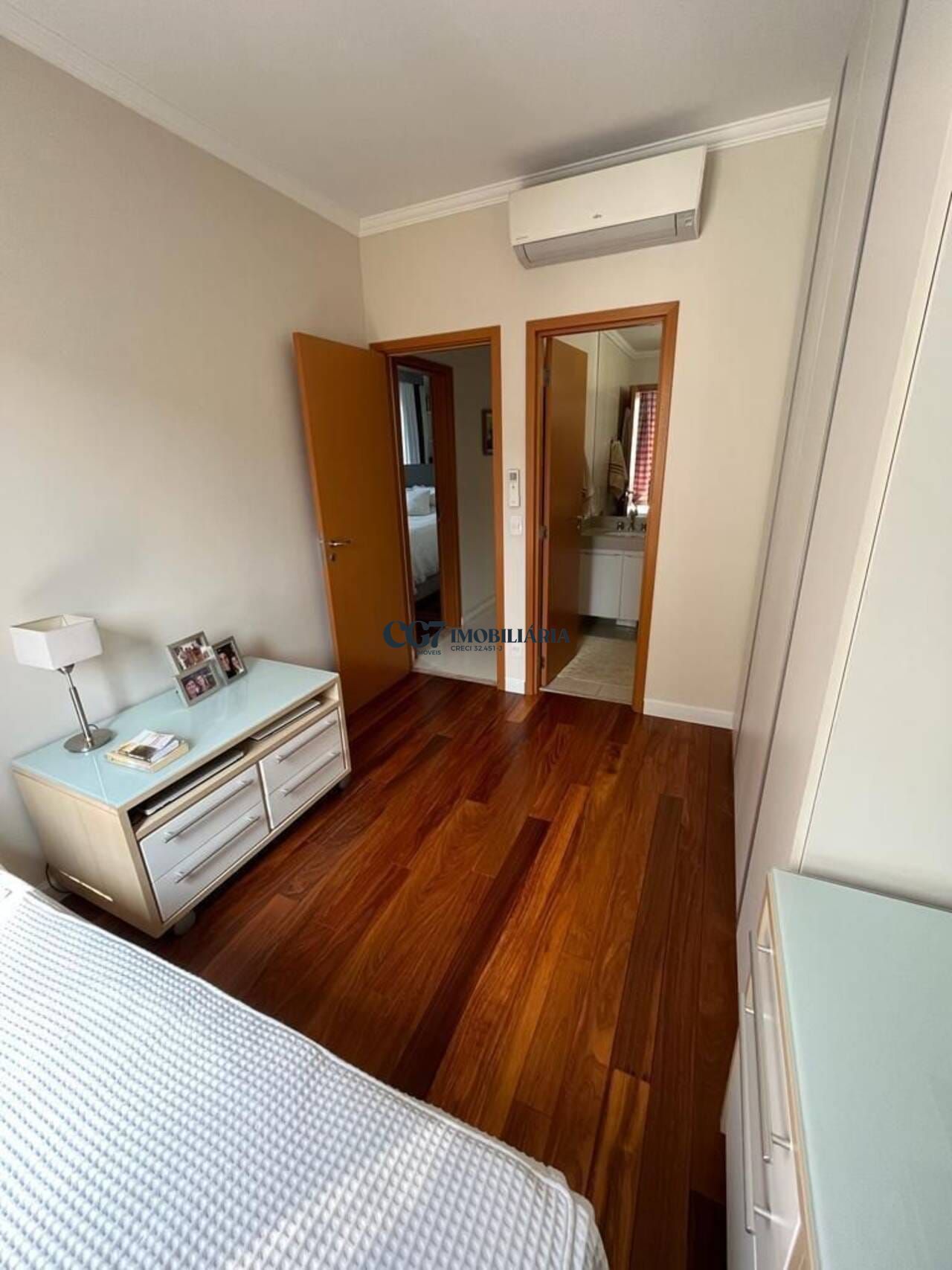 Apartamento à venda com 3 quartos, 116m² - Foto 10