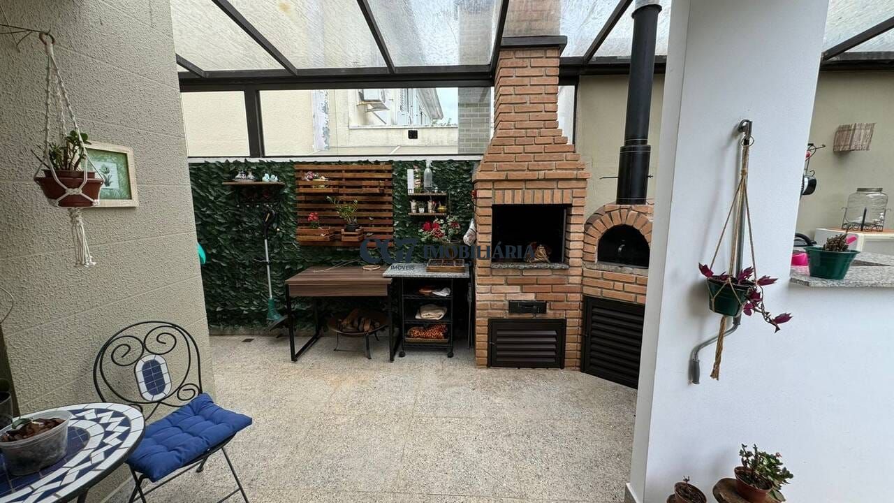 Sobrado à venda com 3 quartos, 230m² - Foto 3