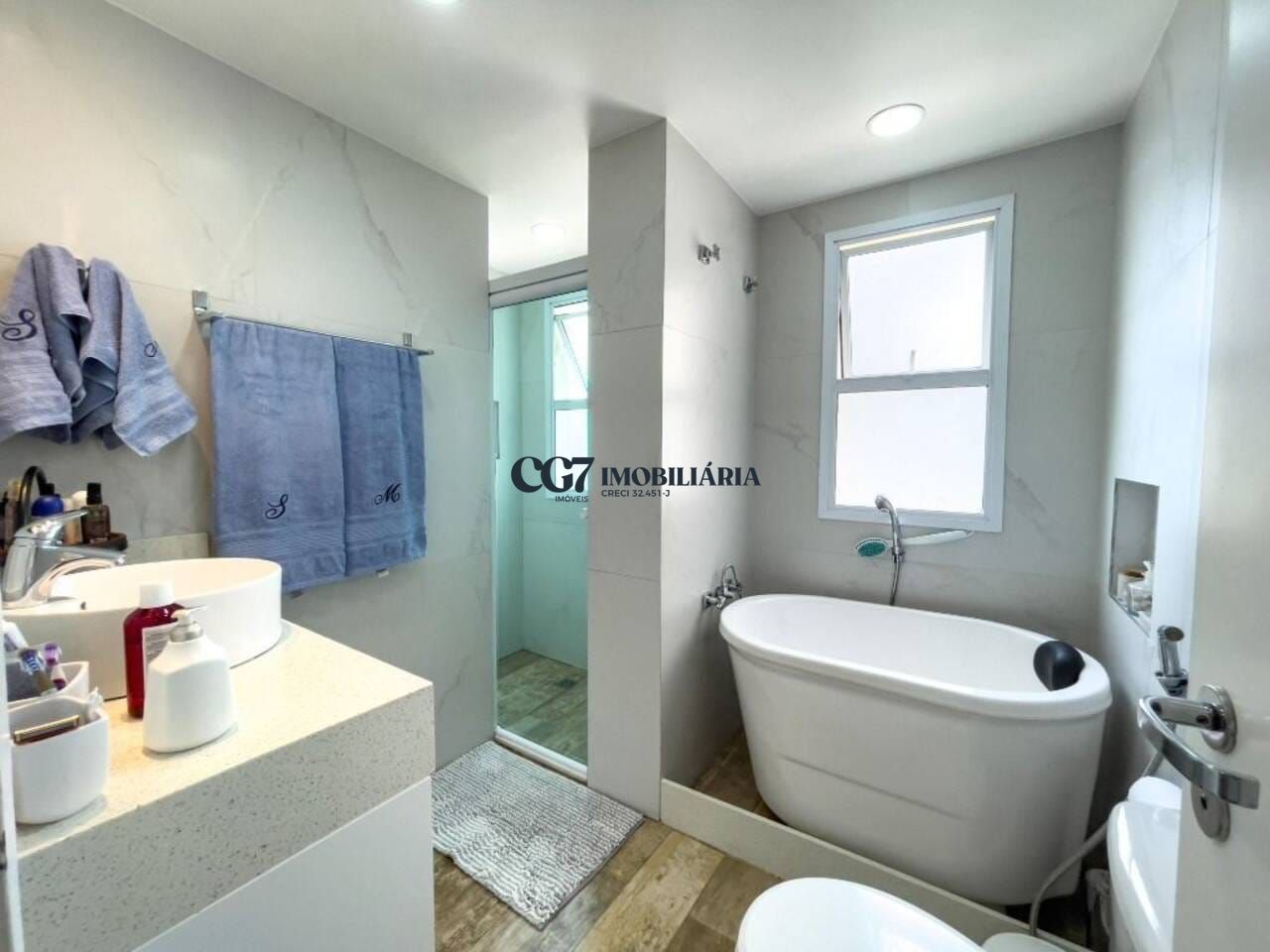 Apartamento à venda com 3 quartos, 110m² - Foto 9