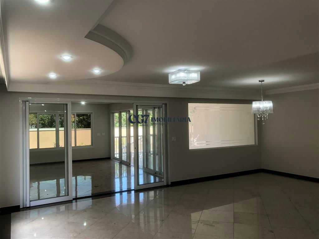 Sobrado para alugar com 4 quartos, 530m² - Foto 2