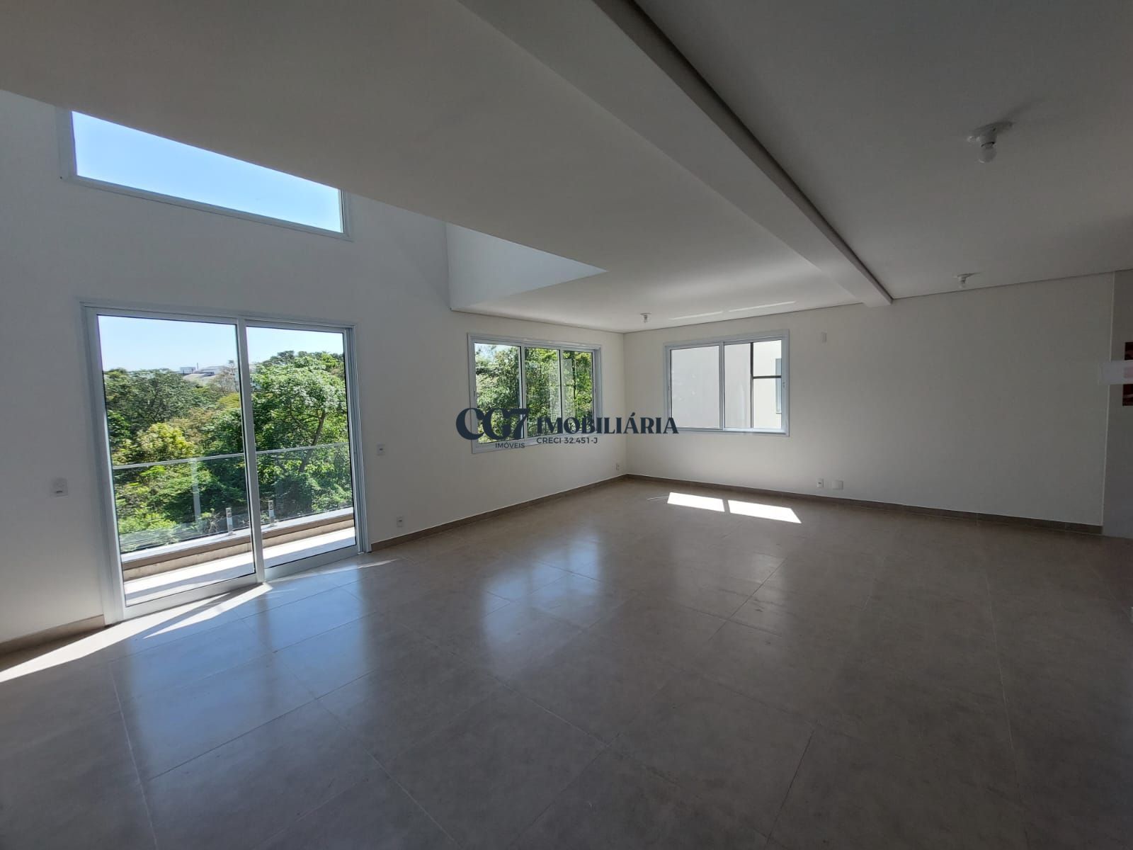 Casa de Condomínio à venda com 3 quartos, 286m² - Foto 4