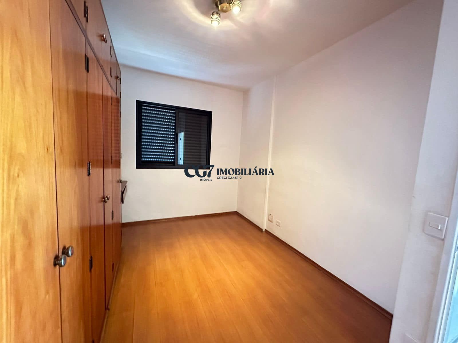 Apartamento à venda e aluguel com 2 quartos, 75m² - Foto 4