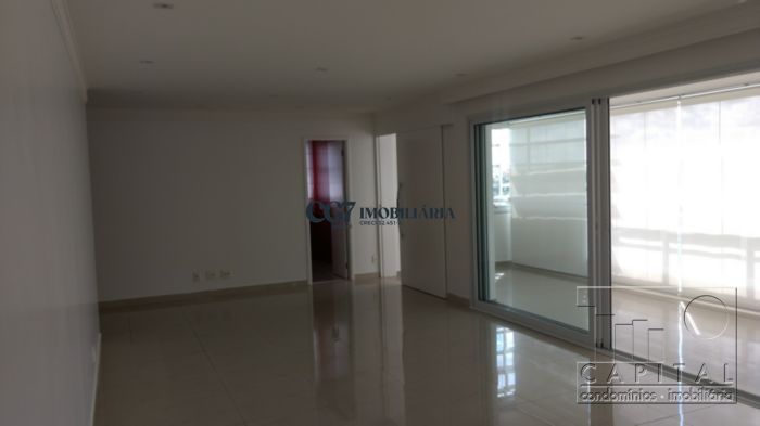 Apartamento para alugar com 3 quartos, 196m² - Foto 5